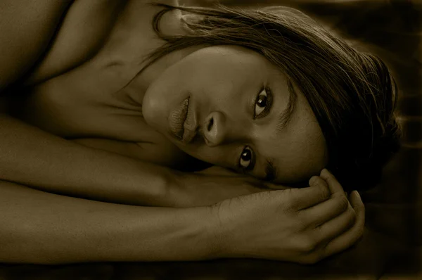 Jednobarevné černé ženský portrét — Stock fotografie