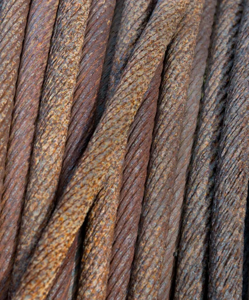 Rusty Steel Cable Nad Morzem — Zdjęcie stockowe