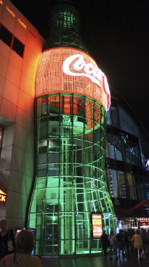Las Vegas Coca Cola deposu gece tarafından