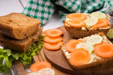 Vejetaryen sandviç Studio