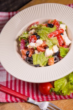 beyaz peynir salatası