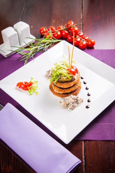 Frittelle di patate nel ristorante — Foto Stock