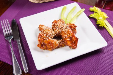 Barbekü tavuk eti olduğunu