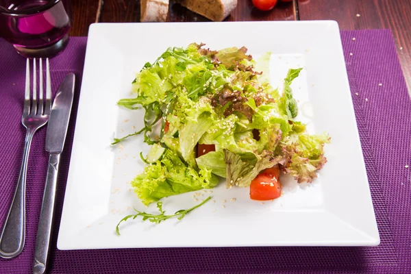 Zöld vegetáriánus saláta — Stock Fotó
