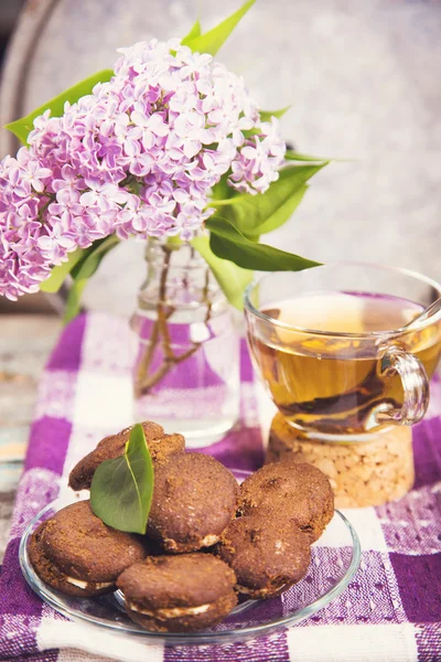 Té con lila — Foto de Stock