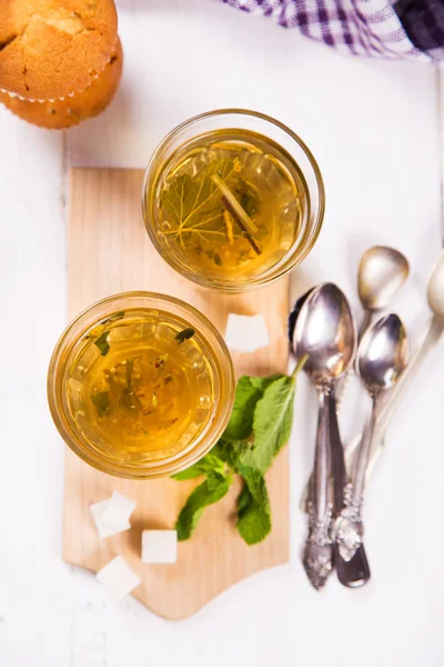 Chá de hortelã fresca — Fotografia de Stock