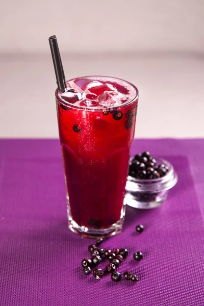 Frenk üzümü soğuk çay