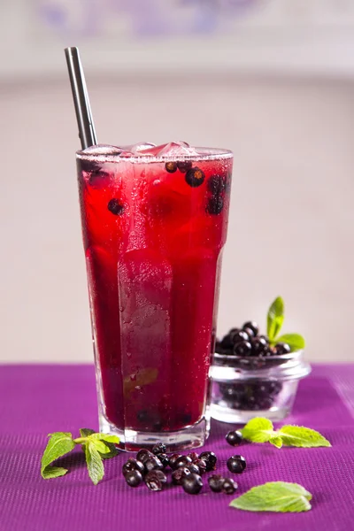 Frenk üzümü soğuk çay