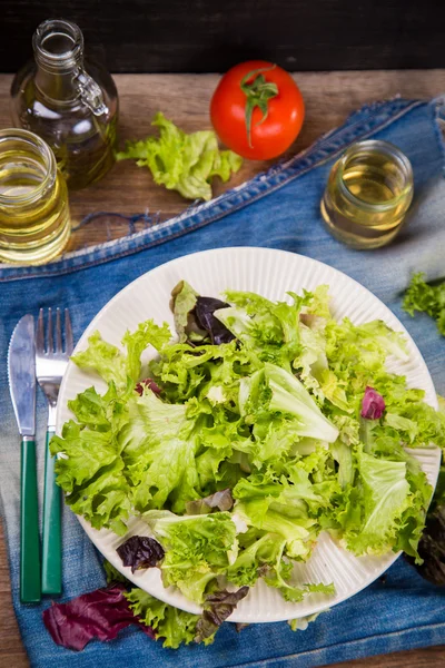 Vejetaryen salata karışımı