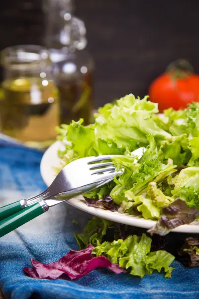 Vejetaryen salata karışımı