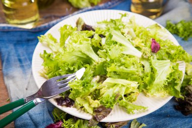 Vejetaryen salata karışımı