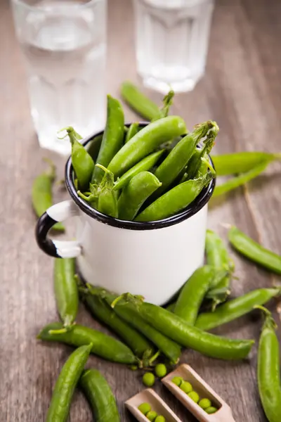 Guisantes verdes frescos — Foto de Stock