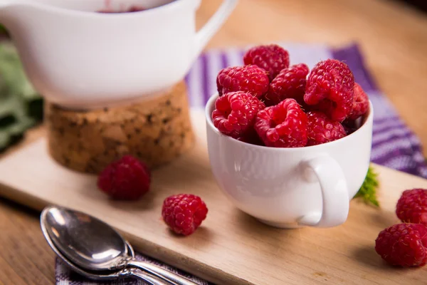 Fresh ripe raspberry Royalty Free Stock Photos