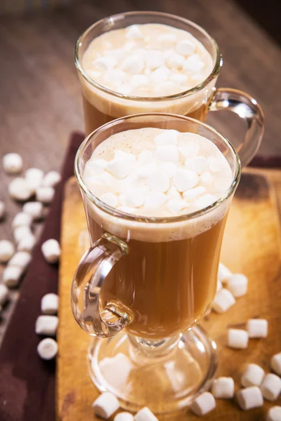 Koffie met marshmallow — Stockfoto