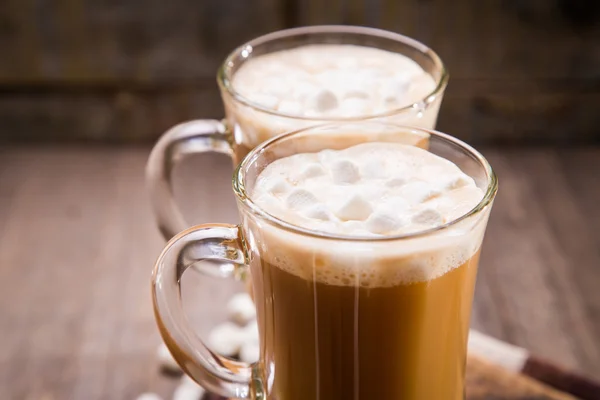 Koffie met marshmallow — Stockfoto