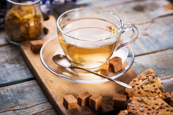 Tea with cookie — Stock Photo, Image
