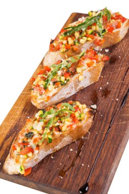 Bruschetta sebze ile