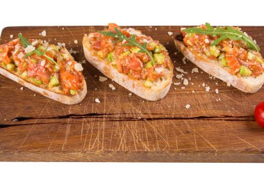 Bruschetta kırmızı balık