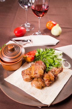 Rosto et plaka üzerinde
