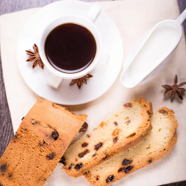 Café avec gâteau — Photo