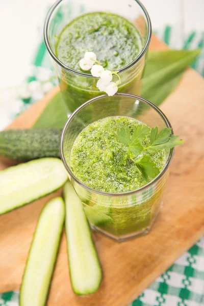 Smoothie mit Gurke — Stockfoto