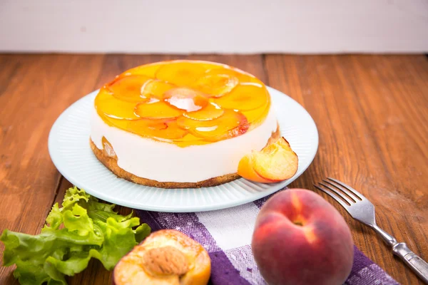 Peach pie — Stock Photo, Image