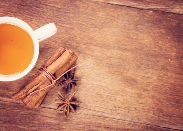 Tea with cinnamo — Stock Photo, Image