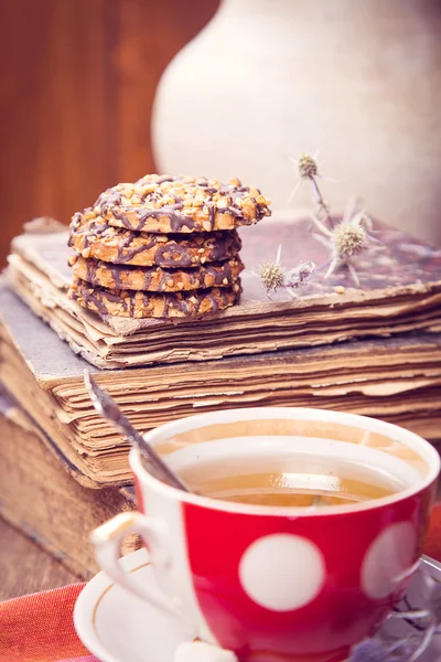 Tea with cookies — Stock Photo, Image