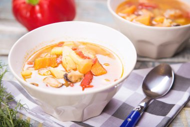 Midye çorbası