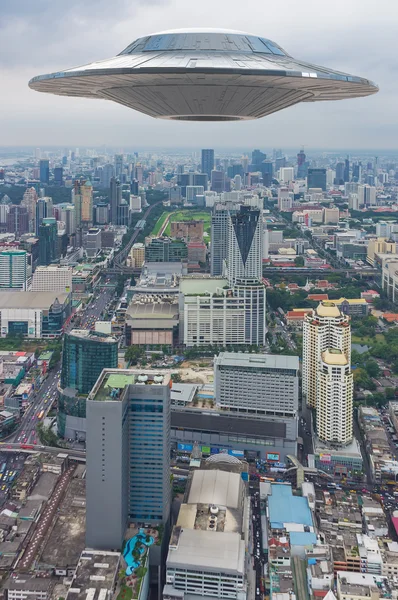 UFO在天空中 — 图库照片