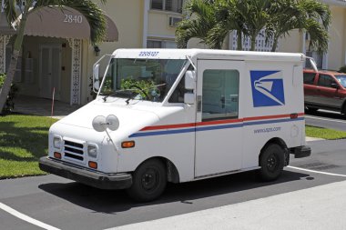 United States Postal Service Truck clipart