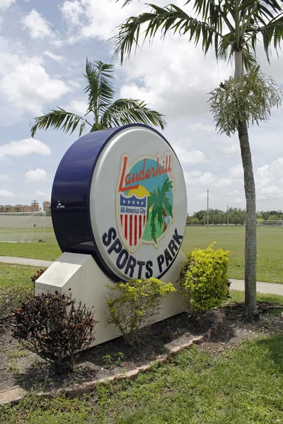 Firma en el Parque Deportivo Lauderhill — Foto de Stock