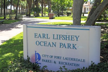 Earl Lifshey Ocean Park işareti