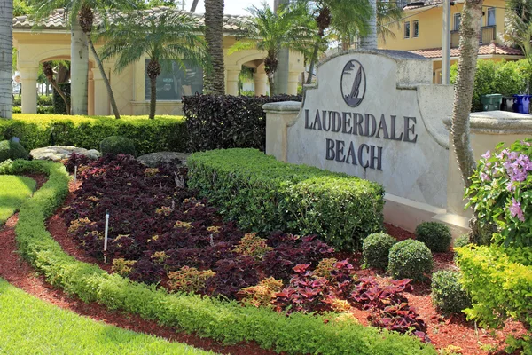 Lauderdale sinal de entrada na praia Fotos De Bancos De Imagens Sem Royalties