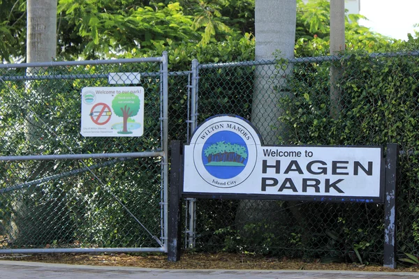 Bem-vindo ao Hagen Park Sign — Fotografia de Stock