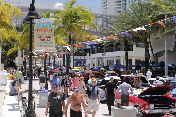 Classic Car Show on A1A — Stock Photo, Image