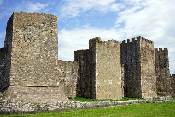 Torens en muur — Stockfoto