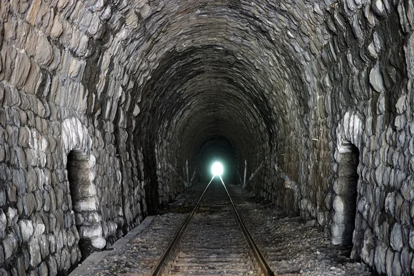 Sırbistan'daki tren tünel — Stok fotoğraf