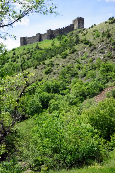 Maglic kasteel in Servië — Stockfoto