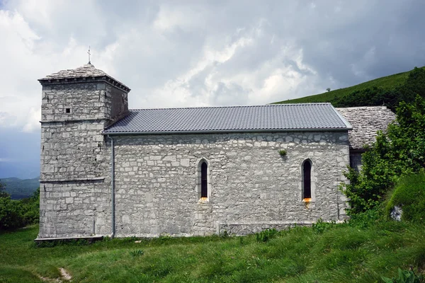 在斯洛文尼亚的石头教堂 — 图库照片