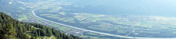 Vale y Rein en Lihtenstein — Foto de Stock