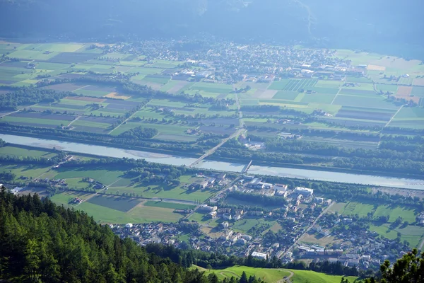 Rein y valle en Lihtenstein — Foto de Stock