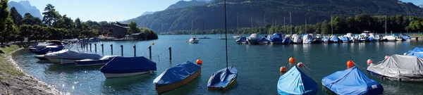 Yachten auf dem See — Stockfoto