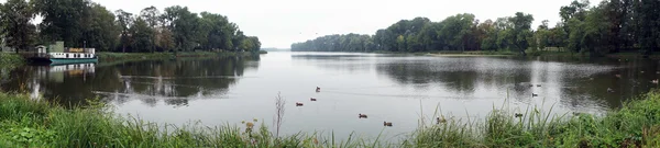 Panorama van meer — Stockfoto