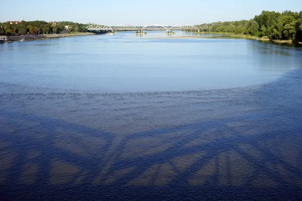 Sombra en el río —  Fotos de Stock