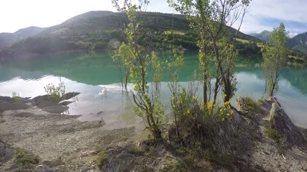 Lago — Vídeo de stock