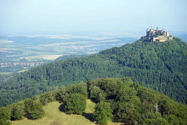 Castelo na colina — Fotografia de Stock