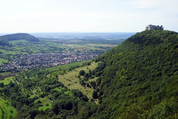 Castello Hohenneuffen sulla cima della collina — Foto Stock