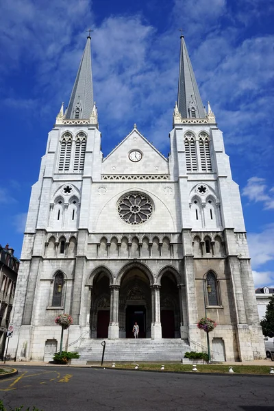 Saint-jacques Kirche — Stockfoto