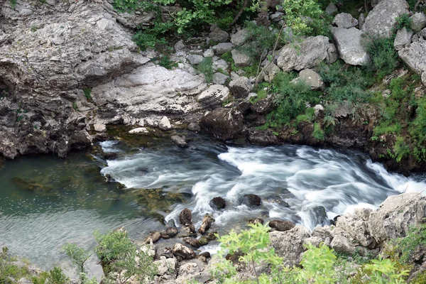 Río Herault en las gargantas — Foto de Stock